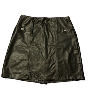 SOHO Apparel Ltd faux leather skirt size Large